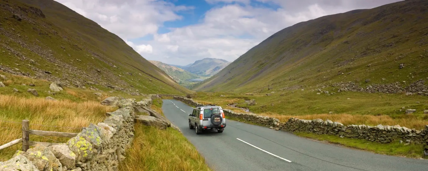 Vehicle insurance coverage layers from mandatory to optional